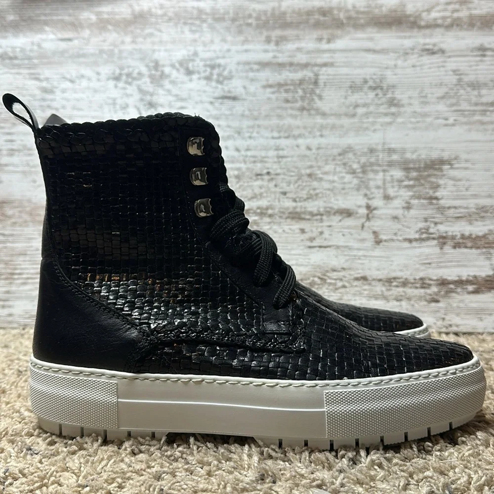 Aquatalia Tess Lace Up Woven Leather Sneakers Size 8.5 Black